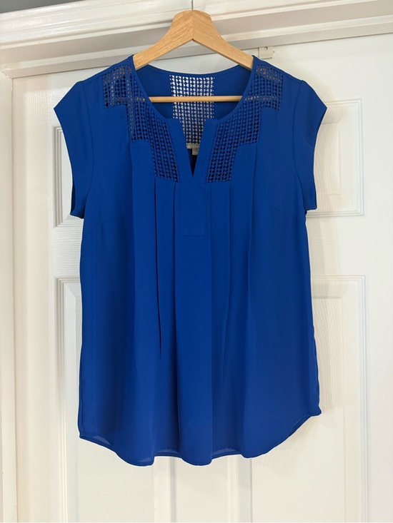 Daniel Rainn Tops - Daniel Rainn Royal Blue Short-Sleeve Blouse with Crochet Yoke